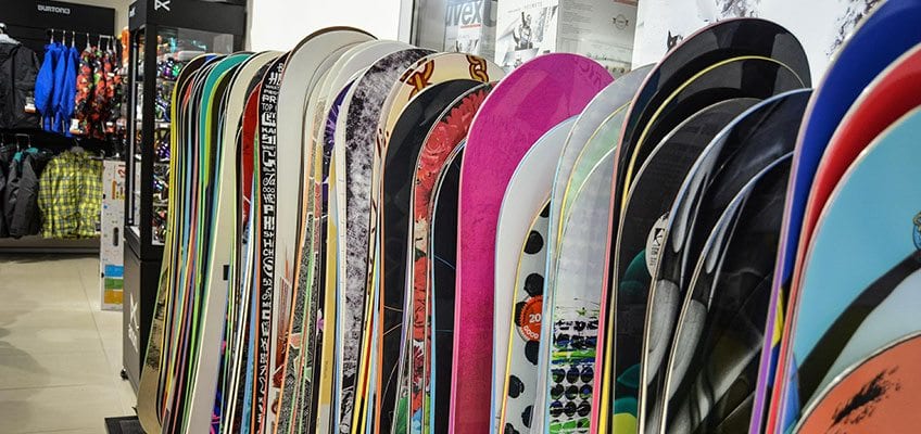 Guide des types de snowboard