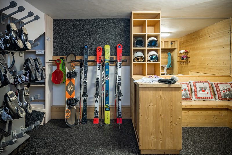 Chalet Brigitte Boot Room 800 1