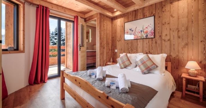 Renovated bedroom in Chalet Yeti, La Tania