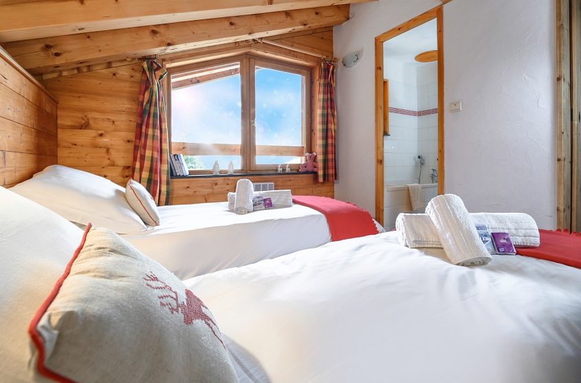 bedroom twin 900px 2