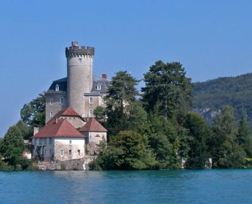 Zomer in het meer van Annecy Chateau Duingt